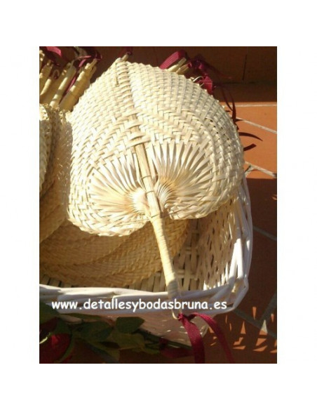 Pay pay de Mimbre natural asa rígida