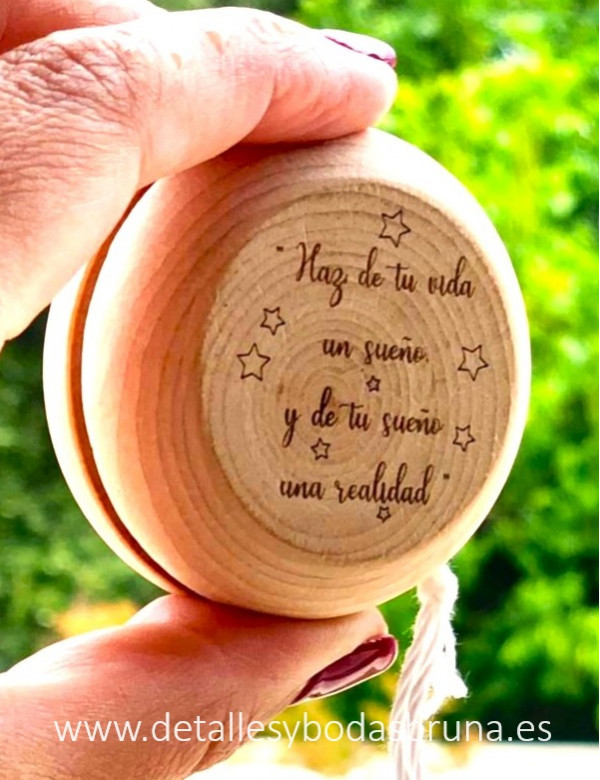 Yoyo de madera Personalizado Cuento con Mensaje grabado a dos caras