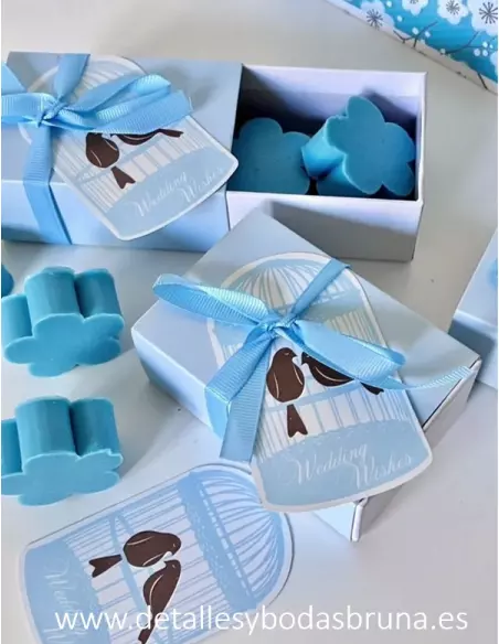 Jabones Flor en Caja con Tarjeta Celeste 8 Unidades