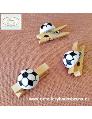 Pinzas Balon de Futbol AGOTADO