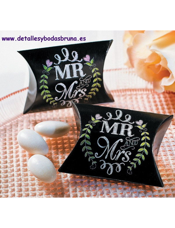 Cajas Mr y Mrs