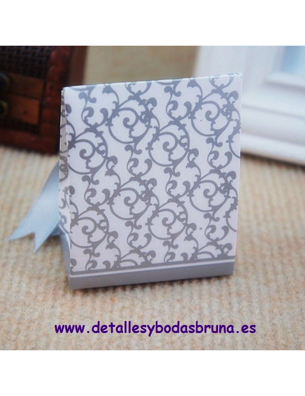 Caja de Regalo con Lazo Plata