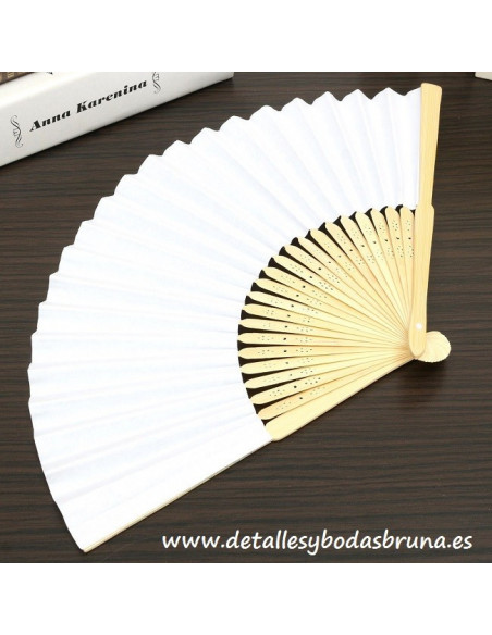 Abanico de Bambú Blanco 