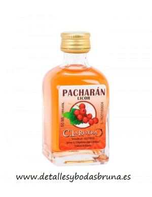Licor De Pacharán En Botella De Cristal